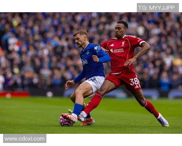 2018年切尔西与曼联激战回顾精彩瞬间与战术分析 2018年切尔西与曼联激战回顾精彩瞬间与战术分析